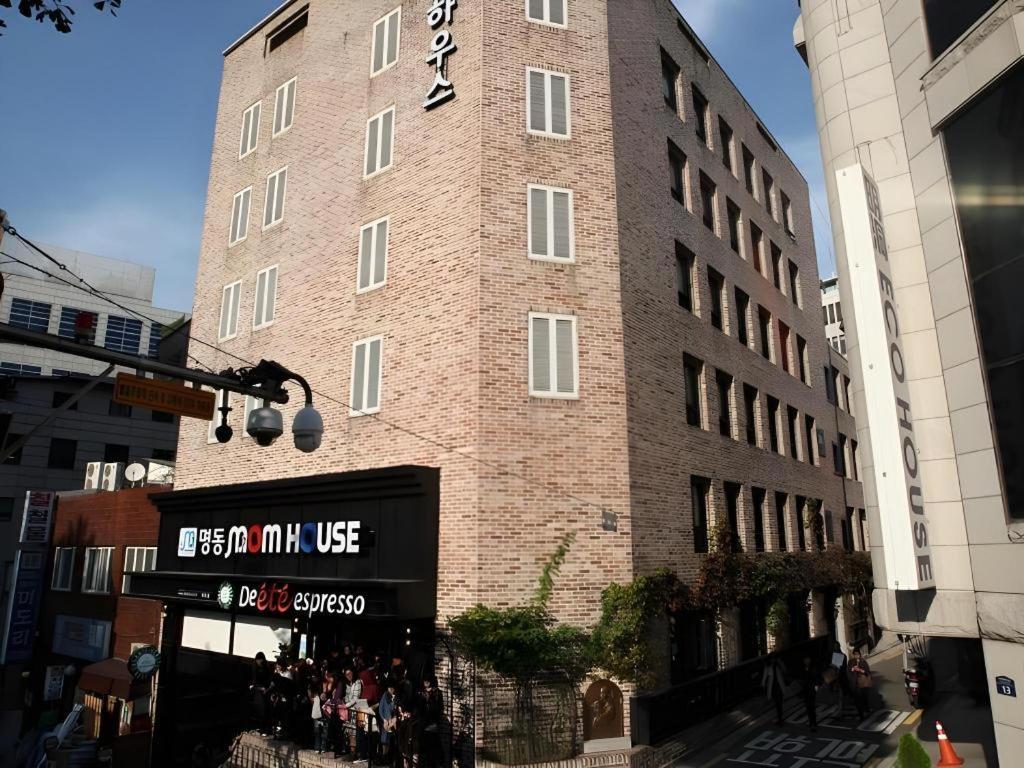 Готель Myeongdong Mom House Сеул Екстер'єр фото